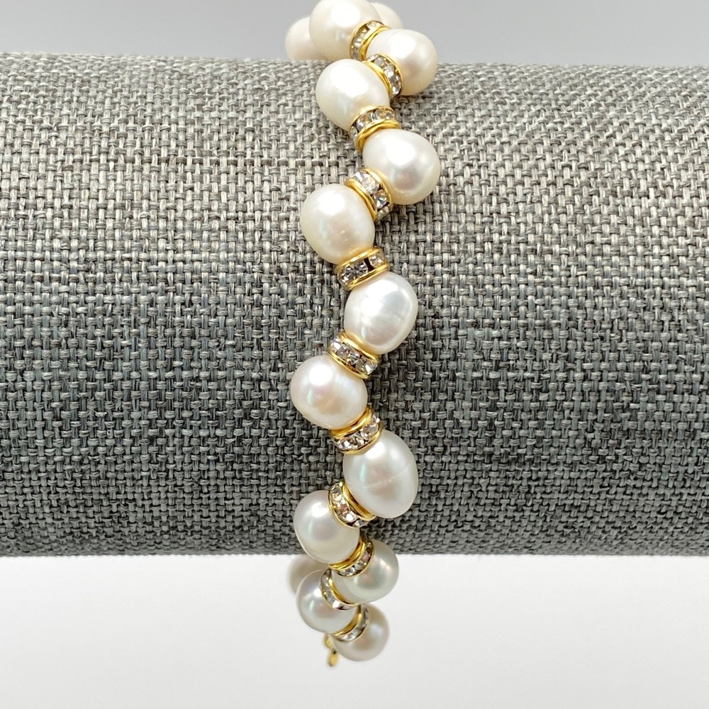 Vintage Bracelet Faux Pearl Gold Tone Rhinestone White 7.5in